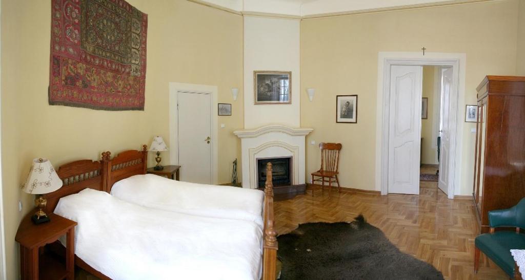 Palac Kurozweki Aparthotel Habitación foto